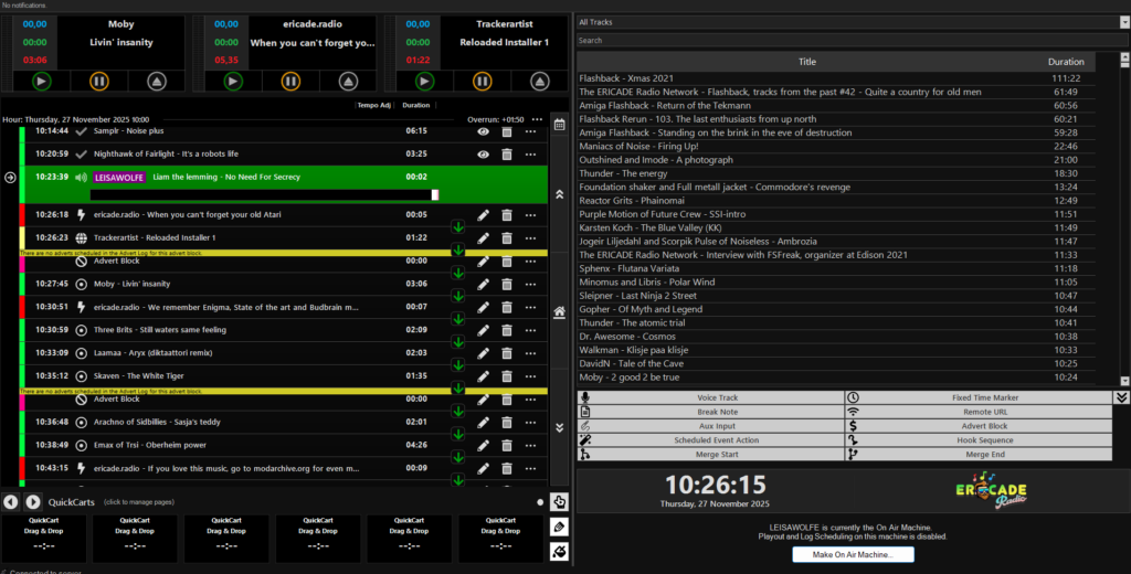 PlayIT Live working and playing some tunes.